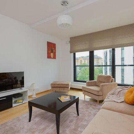 Dzielna Apartment Warsaw Wola By Noclegi Renters Luaran gambar