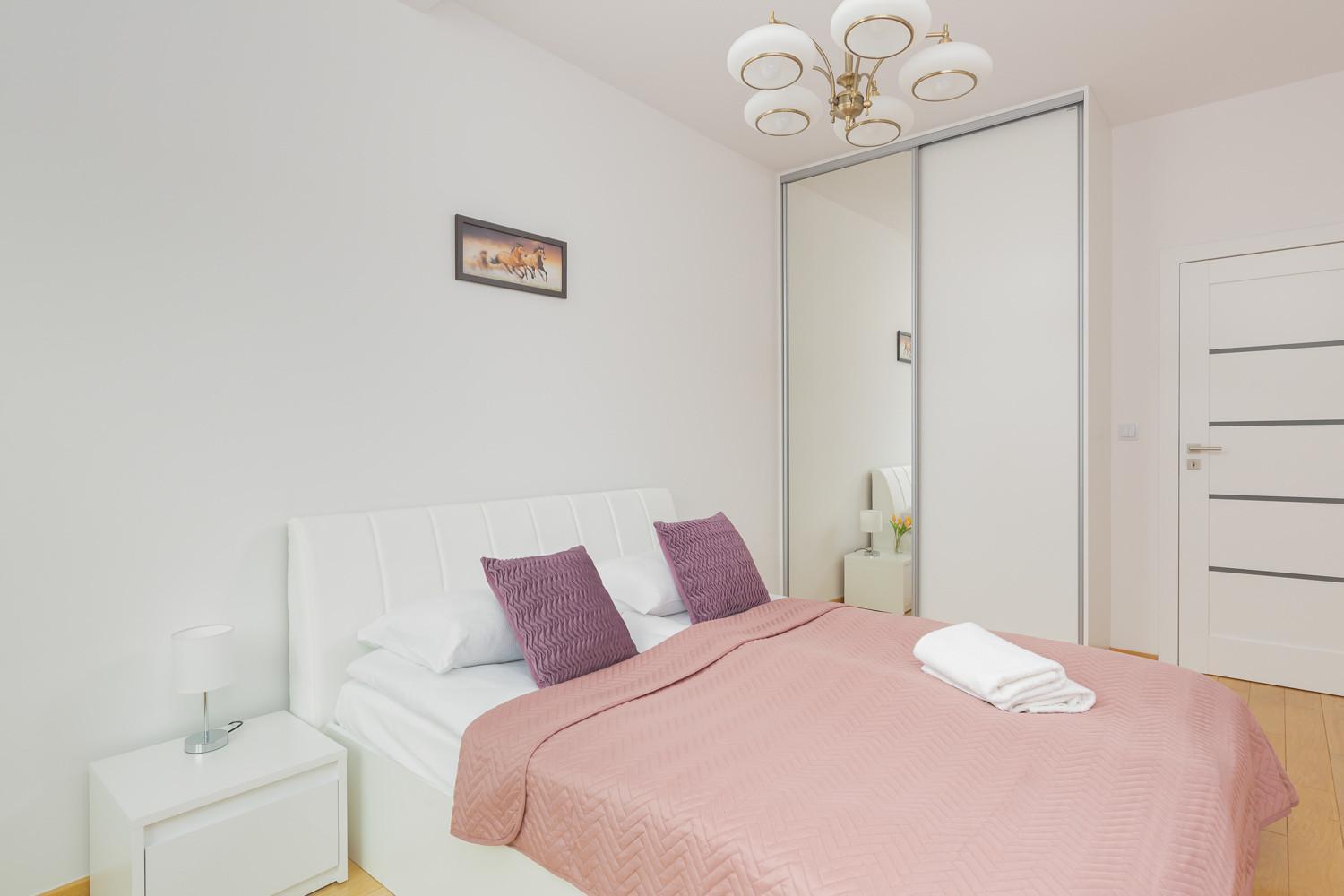 Dzielna Apartment Warsaw Wola By Noclegi Renters Luaran gambar